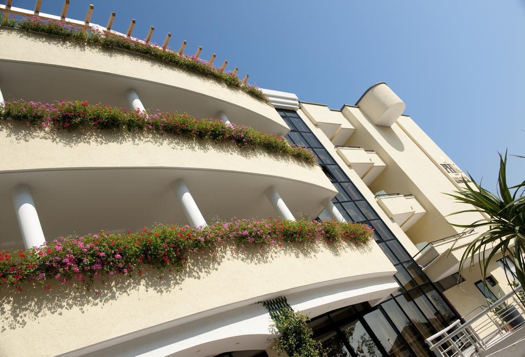 מיסאנו אדריאטיקו Park Hotel Kursaal מראה חיצוני תמונה